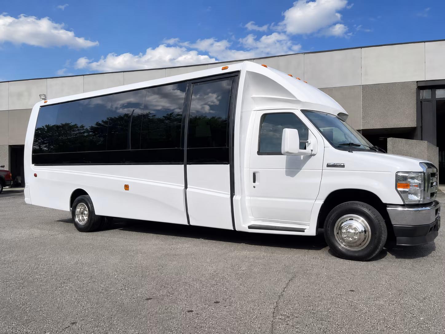 book the perfect ride for your next field trip 5