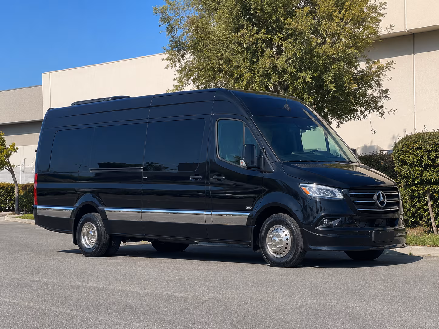 book the perfect ride for your next prom 4