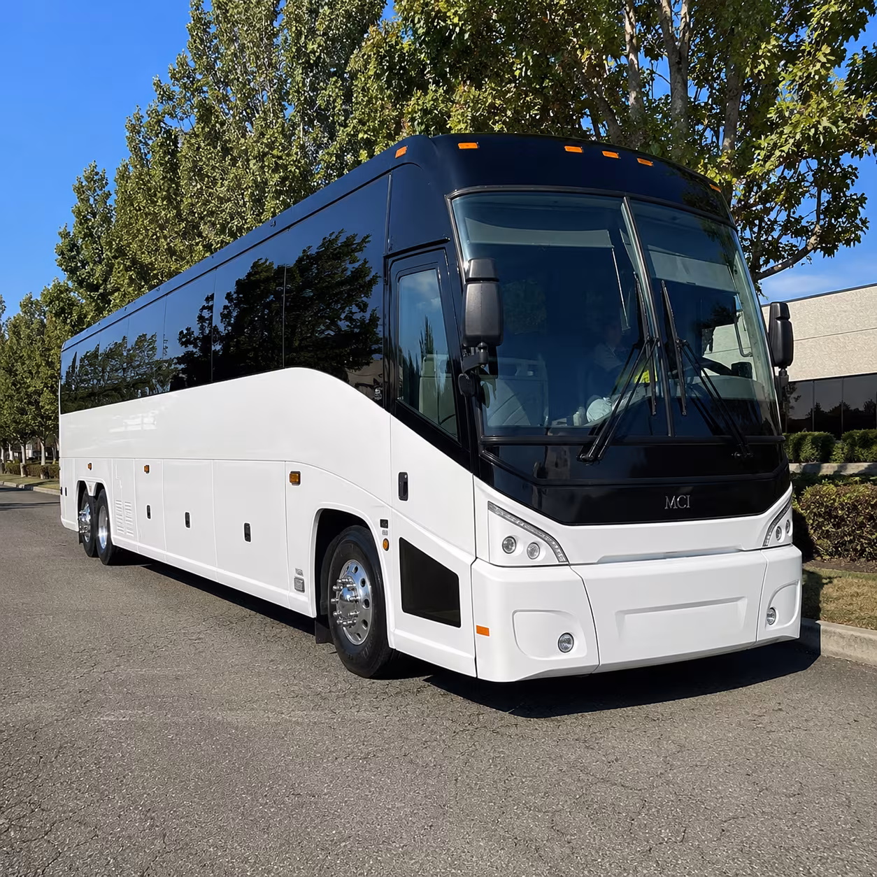 plymouth 50 passenger charter bus