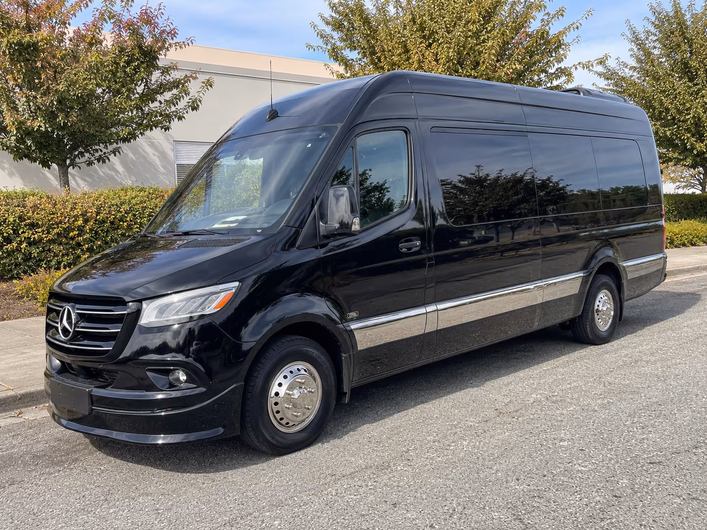 plymouth minibus rentals 2