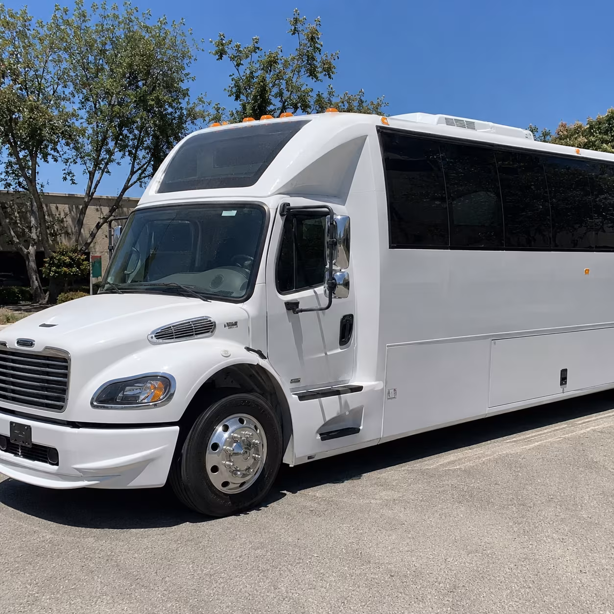 plymouth new years eve party bus rental