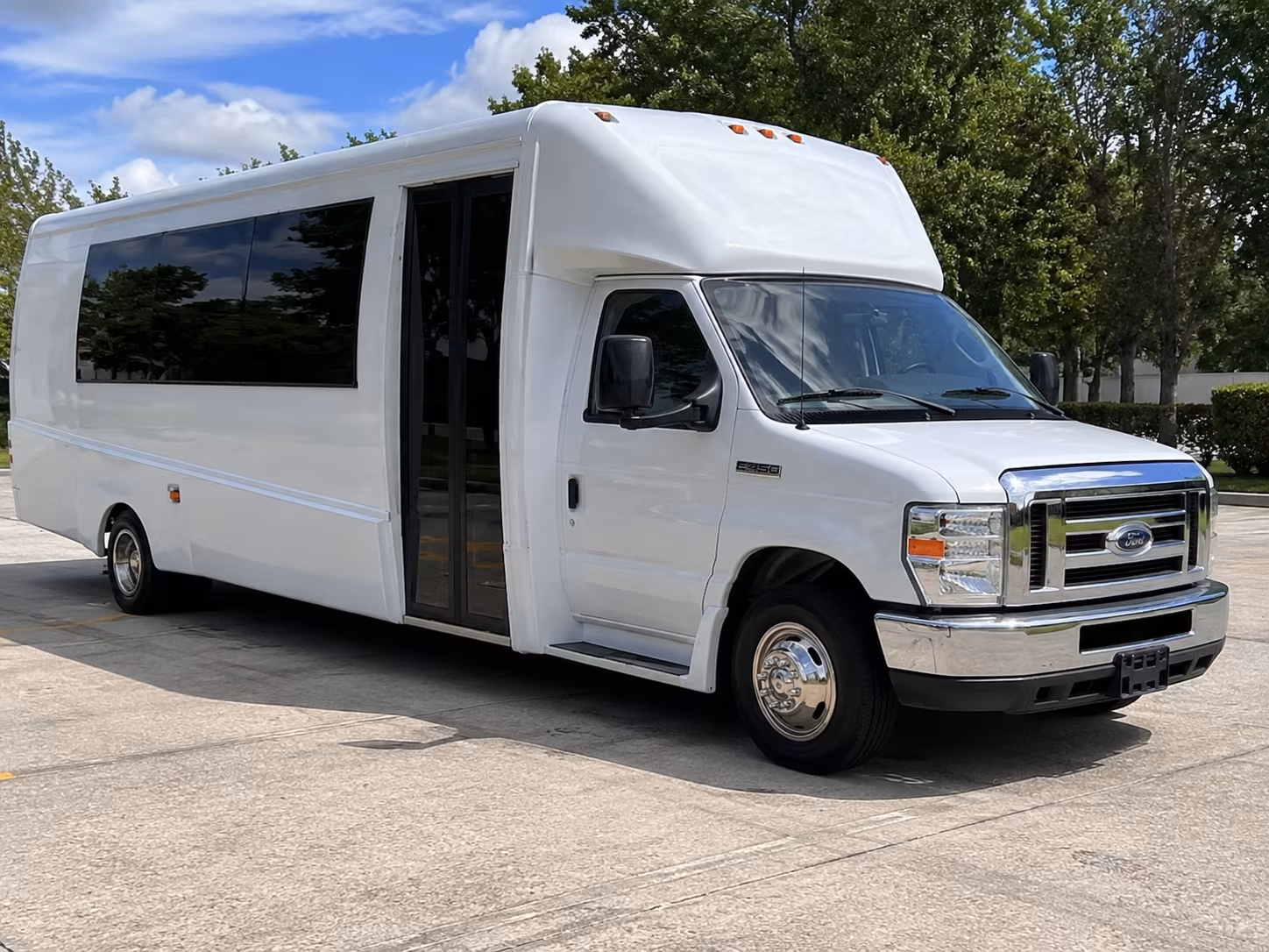transportation buses for music festivals and multi day events around the twin cities